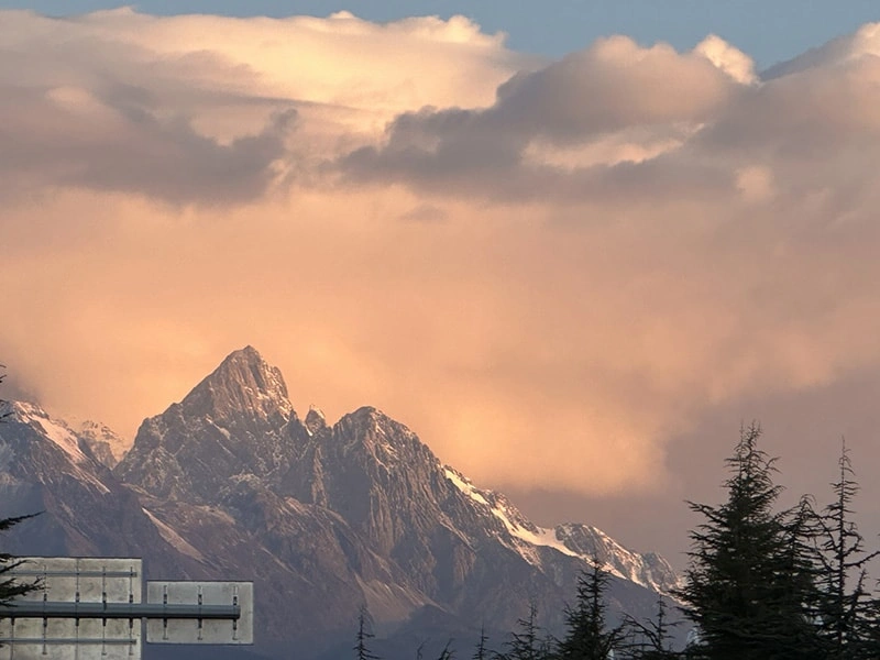 2024: Where the Heart Leads, in the Land of Colorful Clouds