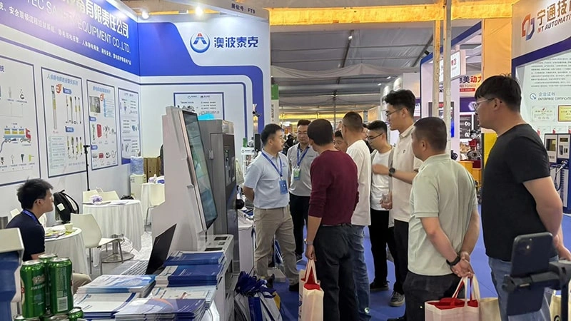 Qingdao Alptec Automation Shines at 2025 Shandong (Zibo) Chemical Technology & Equipment Exhibition